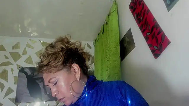 Kazsandraa online show from 11/09/25, 10:19