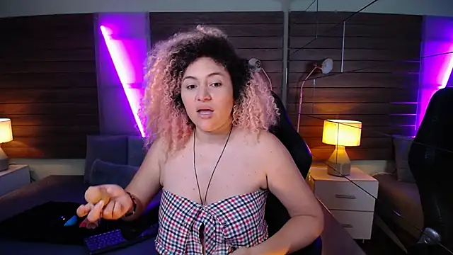 Kateryn  online show from 01/31/25, 06:57