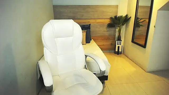 Snapshot of liseth_fox chatting on 01/02/25, 11:06 liseth fox online show from 01/02/25, 11:06