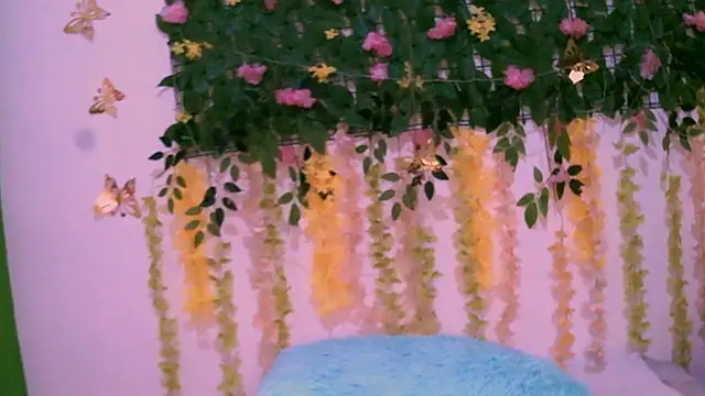 Crysrus online show from 01/28/25, 02:53