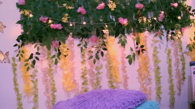 Crysrus online show from 02/23/25, 03:24