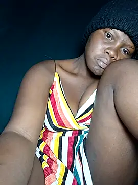 Snapshot of smartdollie chatting on 09/11/25, 01:06 smartdollie online show from 09/11/25, 01:06