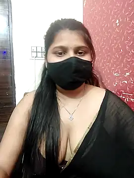 Snapshot of Hotty-simran chatting on 03/08/25, 09:39 Hotty-simran online show from 03/08/25, 09:39