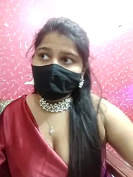 Snapshot of Hotty-simran chatting on 03/18/25, 10:14 Hotty-simran online show from 03/18/25, 10:14