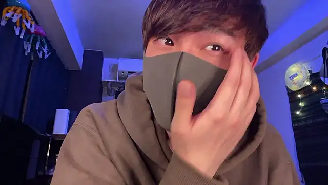 Snapshot of poketkuma chatting on 02/18/26, 02:57 poketkuma online show from 02/18/26, 02:57