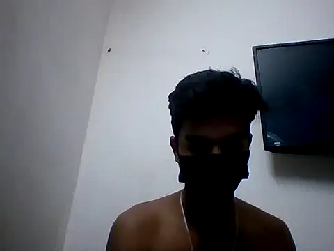 Snapshot of Bangalore_boy29 chatting on 12/21/25, 06:37 Bangalore boy29 online show from 12/21/25, 06:37