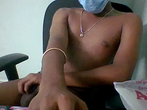 Snapshot of Bangalore_boy29 chatting on 04/12/26, 05:01 Bangalore boy29 online show from 04/12/26, 05:01