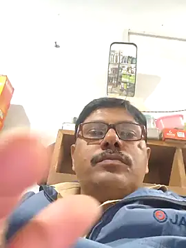 Srmotrs online show from 11/18/25, 01:37