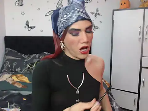 luna grans 777 online show from 06/19/26, 03:38