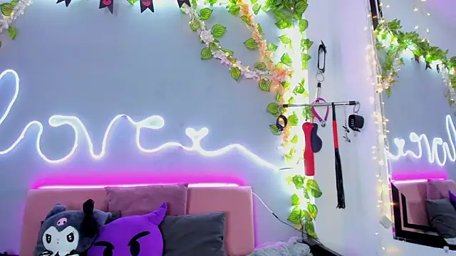 Snapshot of YouliteSllut2 chatting on 02/12/25, 09:11 YouliteSllut2 online show from 02/12/25, 09:11