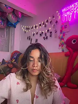 Olivia Fox69 online show from 05/25/26, 04:29