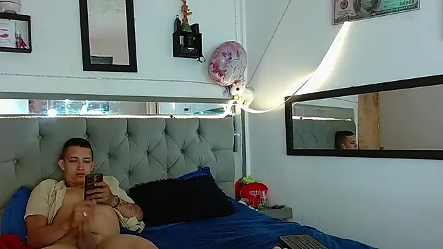 parejacaliente20154 online show from 03/05/25, 08:43