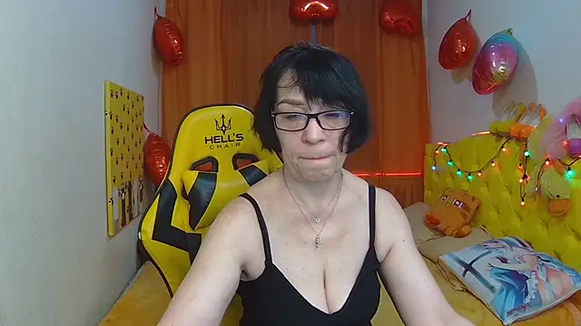 SandraHormas online show from 03/23/25, 08:04