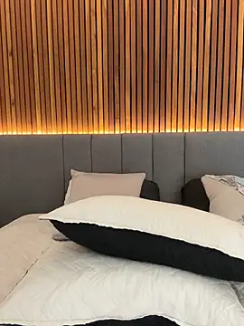 EmiilyAdams  online show from 09/25/25, 09:29