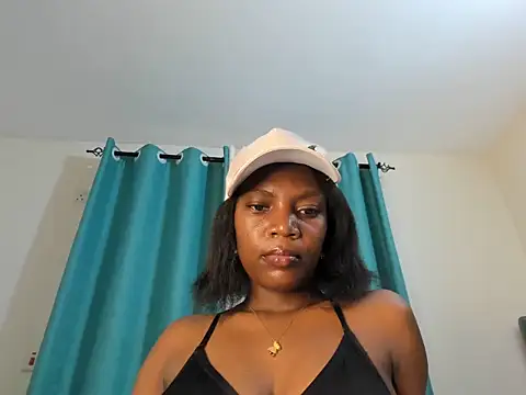 Snapshot of dolly_booty chatting on 10/03/25, 06:54 dolly booty online show from 10/03/25, 06:54