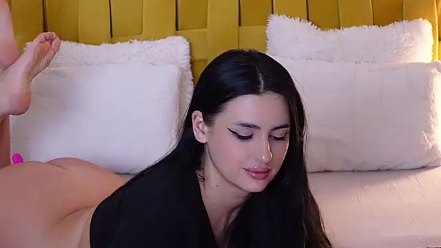 RanyaHermes online show from 12/18/25, 09:21