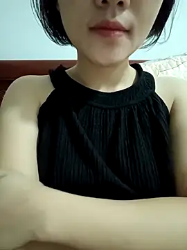 Snapshot of Sexyass13 chatting on 10/10/25, 05:12 Sexyass13 online show from 10/10/25, 05:12