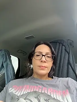 BeautifulMesss online show from 06/26/26, 04:22