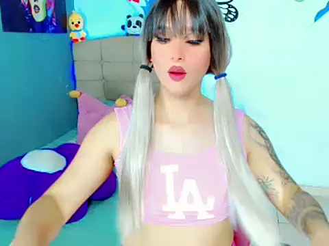 TaylorMon online show from 12/07/24, 03:14