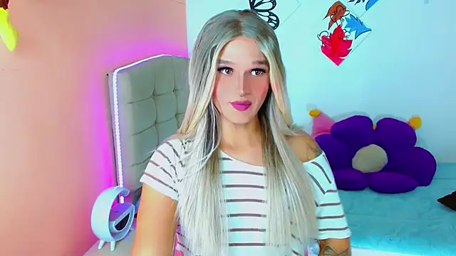 TaylorMon online show from 10/10/25, 01:15