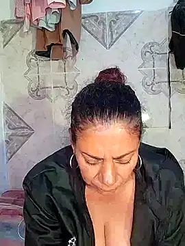 Snapshot of sorbetico_perverse chatting on 12/28/24, 10:23 sorbetico perverse online show from 12/28/24, 10:23