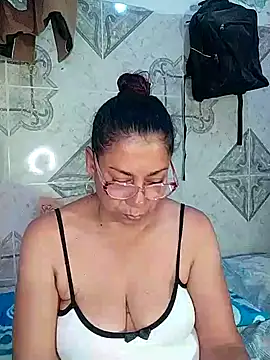 Snapshot of sorbetico_perverse chatting on 01/18/25, 03:05 sorbetico perverse online show from 01/18/25, 03:05