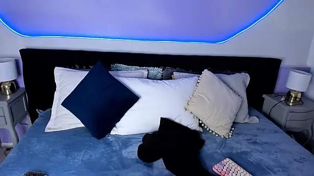 Julieta Cortes   online show from 03/04/25, 12:12