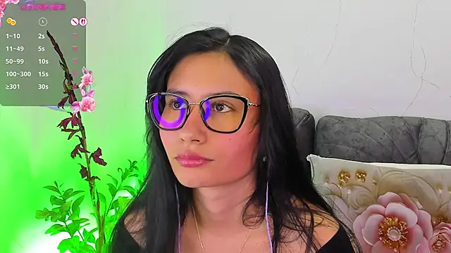 NayeCloud online show from 06/29/26, 11:27