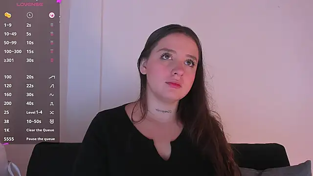 Snapshot of Sabrina_Lennox chatting on 09/22/25, 01:13 Sabrina Lennox online show from 09/22/25, 01:13
