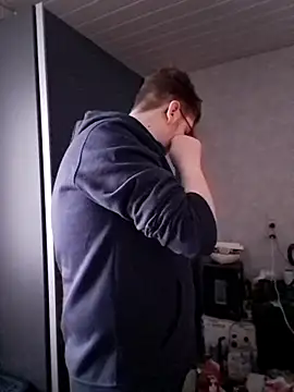 Snapshot of thejerkin chatting on 12/07/24, 12:45 thejerkin online show from 12/07/24, 12:45