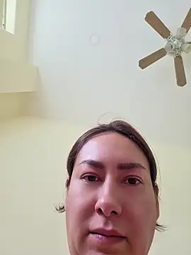 xLadyScarlettx online show from 06/18/26, 04:22