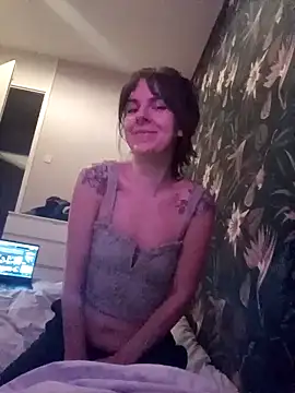 RubyLunaa online show from 12/10/24, 07:54