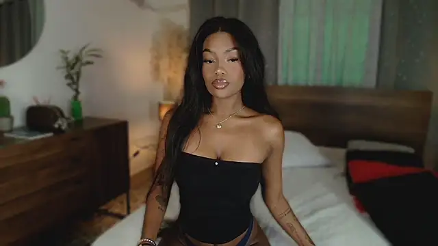 Snapshot of Isaa_Coleman_ chatting on 02/12/26, 09:21 Isaa Coleman online show from 02/12/26, 09:21