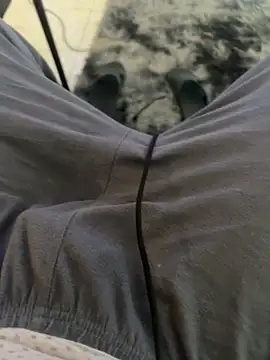 Snapshot of Lucom23 chatting on 04/13/26, 06:41 Lucom23 online show from 04/13/26, 06:41