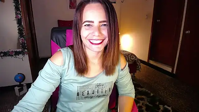 danielle rose 1 online show from 09/30/25, 04:34