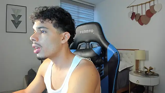 mateoleonee online show from 03/05/25, 08:00