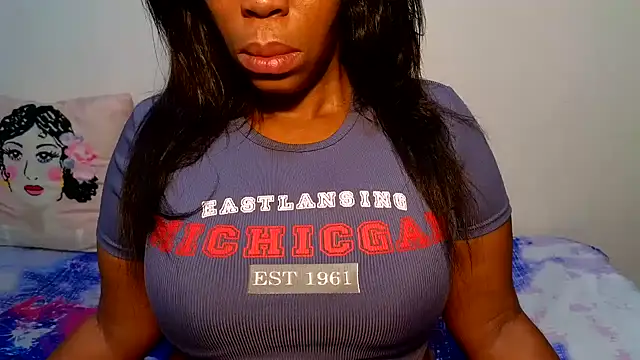 Snapshot of SexyFreaky_ chatting on 02/27/25, 03:47 SexyFreaky online show from 02/27/25, 03:47