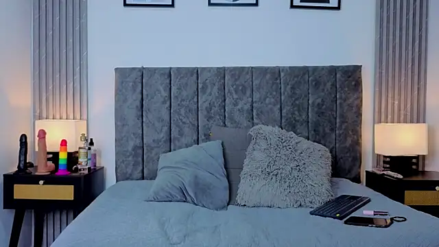 Ema Stone65 online show from 10/14/25, 01:56