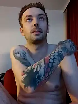 istiaqua90 online show from 12/24/24, 05:44