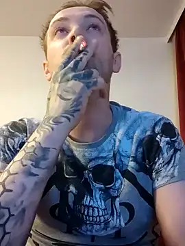 istiaqua90 online show from 12/25/24, 05:37