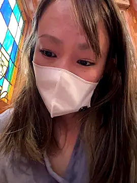 Snapshot of annna_annna_2024 chatting on 10/28/25, 01:42 annna annna 2024 online show from 10/28/25, 01:42