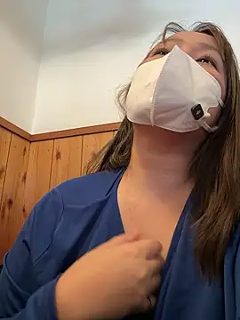 Snapshot of annna_annna_2024 chatting on 10/29/25, 12:35 annna annna 2024 online show from 10/29/25, 12:35