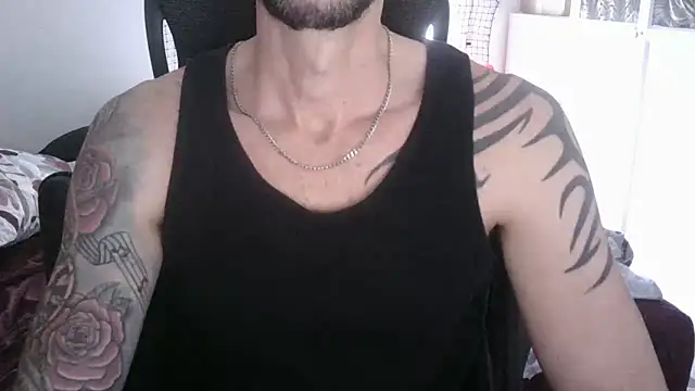 Snapshot of gabrielsaiyann chatting on 11/17/25, 09:48 gabrielsaiyann online show from 11/17/25, 09:48