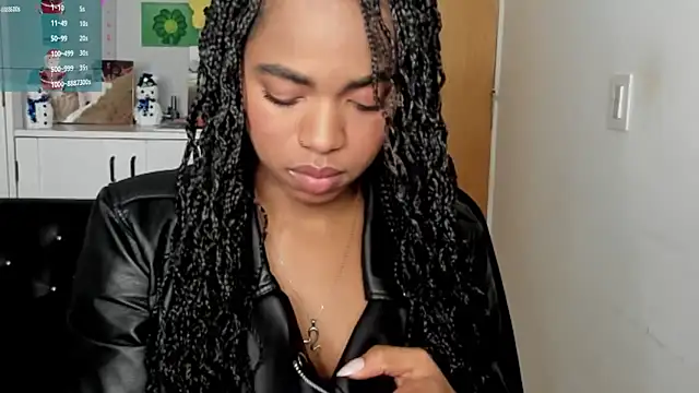 Marce 22 online show from 12/25/24, 12:48