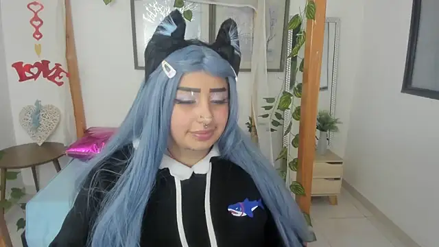 lussyevans24 online show from 03/16/25, 06:42