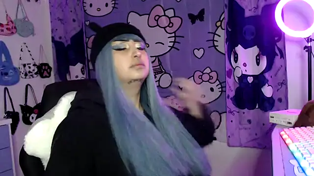 lussyevans24 online show from 09/28/25, 04:51