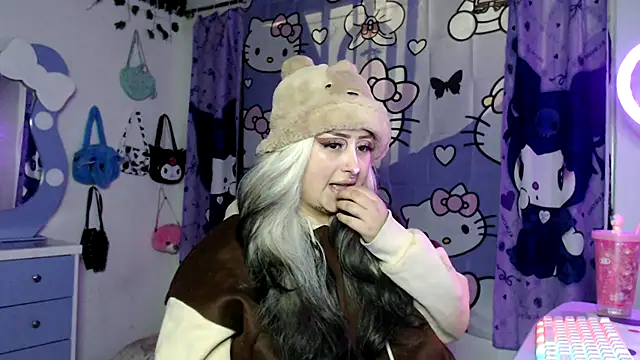 lussyevans24 online show from 11/16/25, 04:40