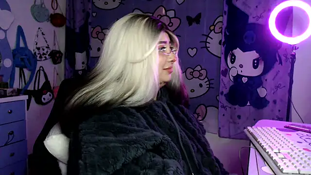 lussyevans24 online show from 03/15/26, 03:45