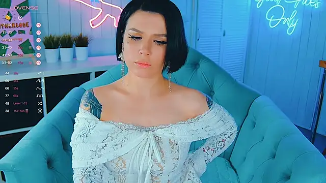 My toys pink online show from 11/24/25, 11:37