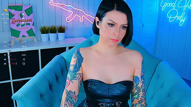 My toys pink online show from 11/26/25, 04:35